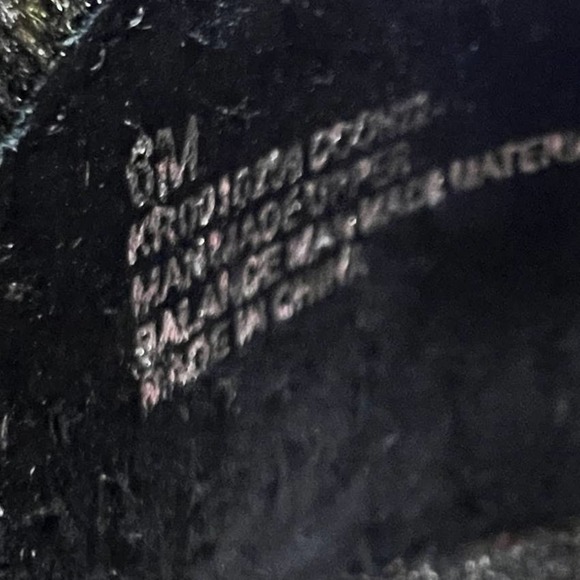 KORK-EASE LEATHER CHELSEA ANKLE BOOTIES IN BLACK WOMEN'S SIZE 6 - Picture 8 of 11